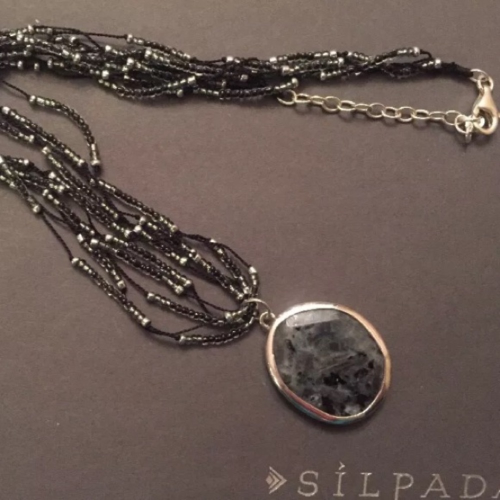 Silpada chalcedony and Sterling necklace EUC